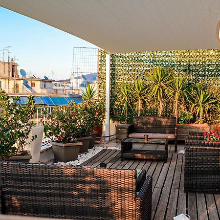 Renovated Apartment With Roof Garden Access, 15 M Walk To Acropolis Athene Buitenkant foto
