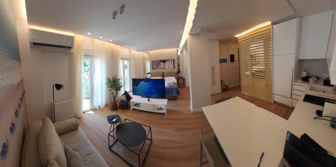 Renovated Apartment With Roof Garden Access, 15 M Walk To Acropolis Athene Buitenkant foto