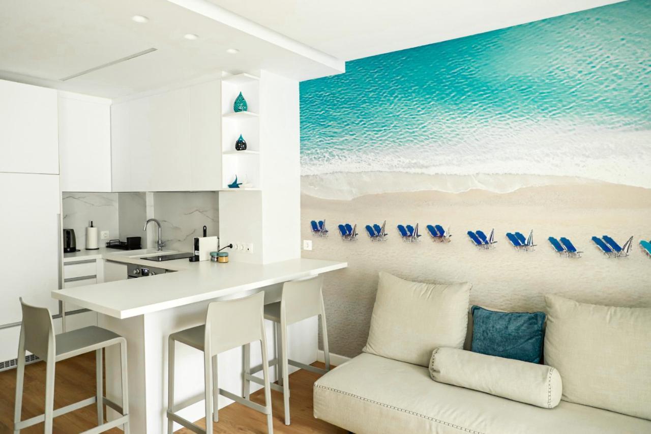 Renovated Apartment With Roof Garden Access, 15 M Walk To Acropolis Athene Buitenkant foto