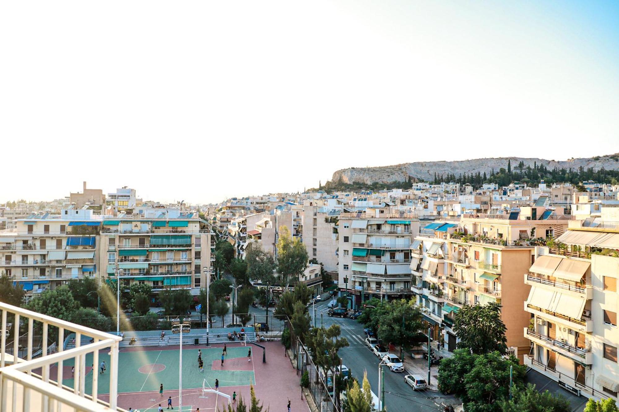 Renovated Apartment With Roof Garden Access, 15 M Walk To Acropolis Athene Buitenkant foto