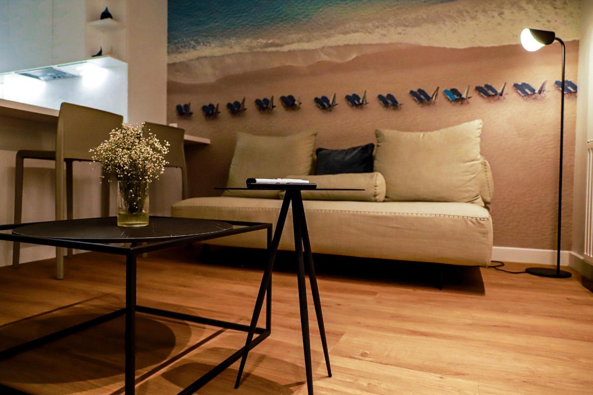 Renovated Apartment With Roof Garden Access, 15 M Walk To Acropolis Athene Buitenkant foto