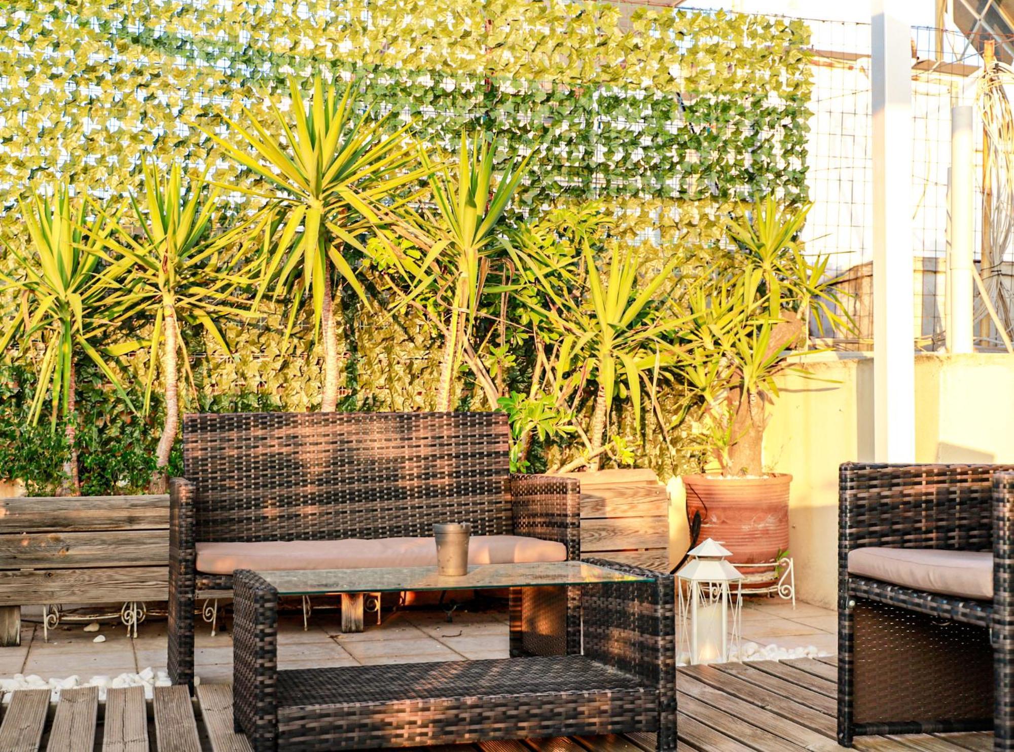 Renovated Apartment With Roof Garden Access, 15 M Walk To Acropolis Athene Buitenkant foto